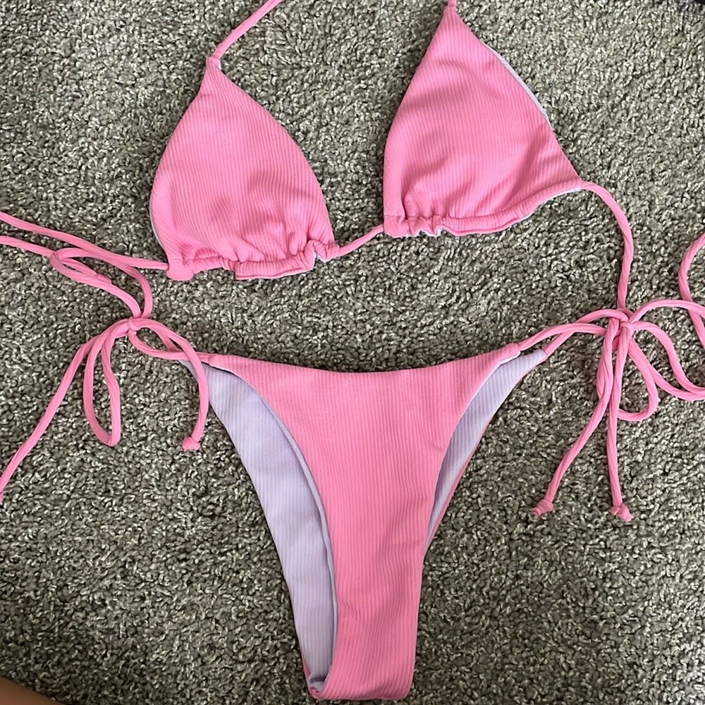 Reversible Shein Bikini - Picture 2 of 4